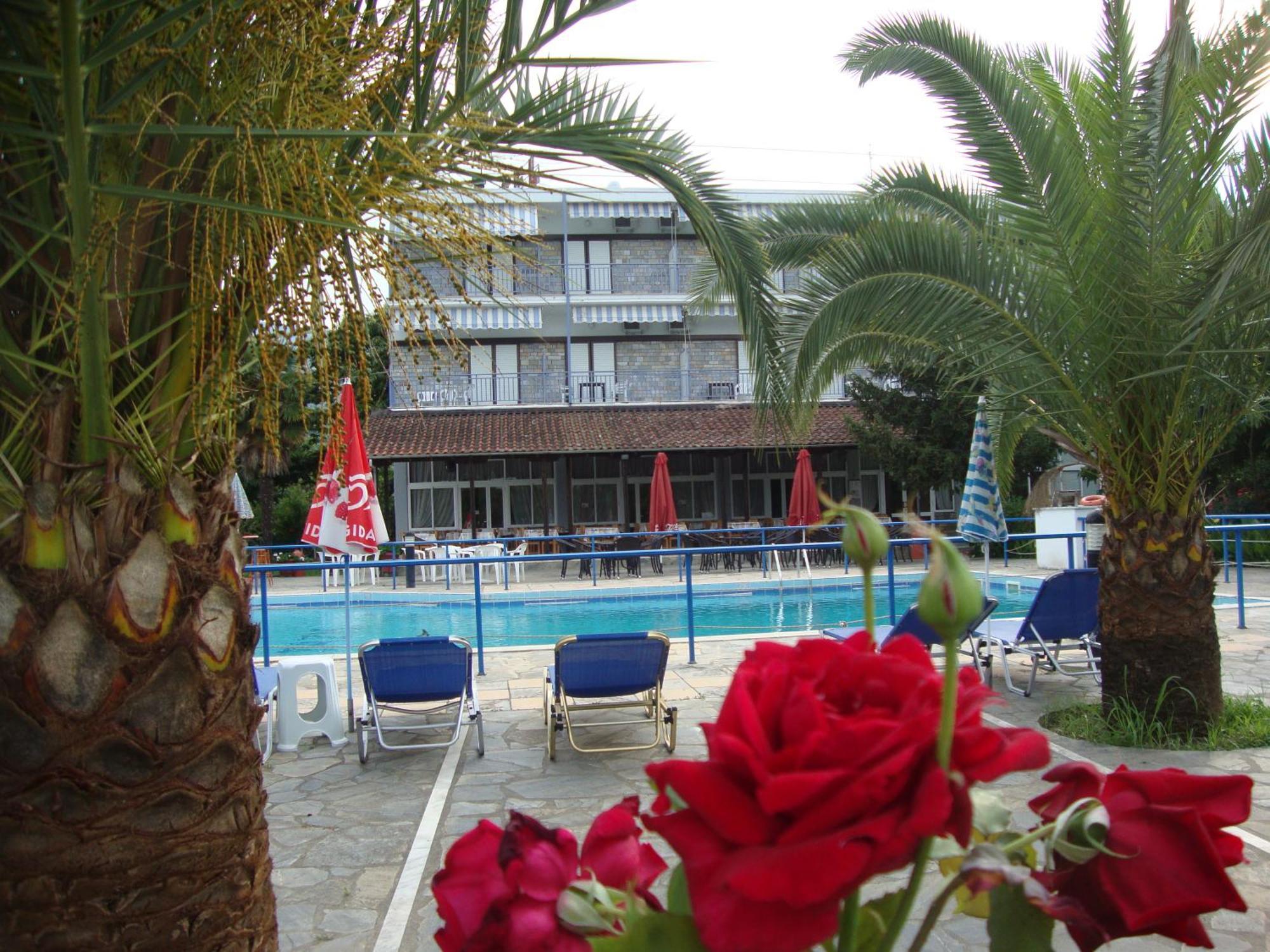 פראליה פנטליימונוס Hotel Pantazis מראה חיצוני תמונה