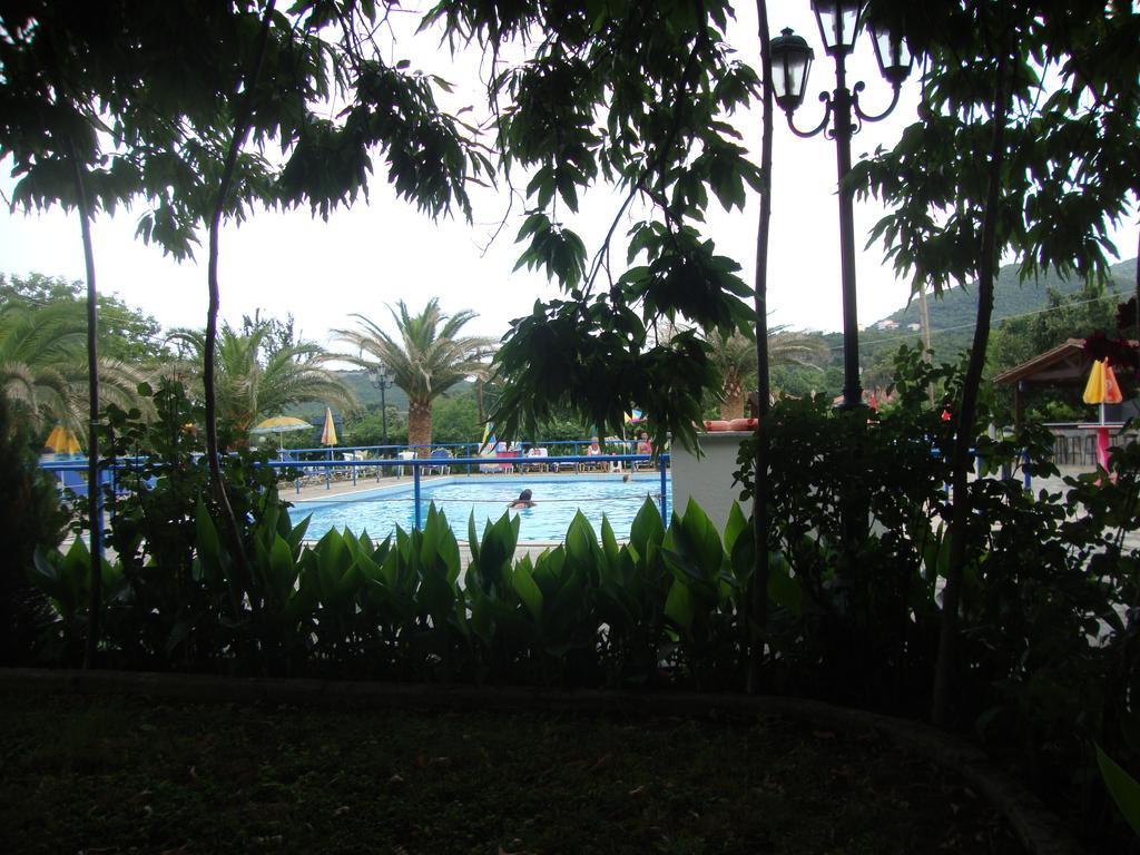 פראליה פנטליימונוס Hotel Pantazis מראה חיצוני תמונה