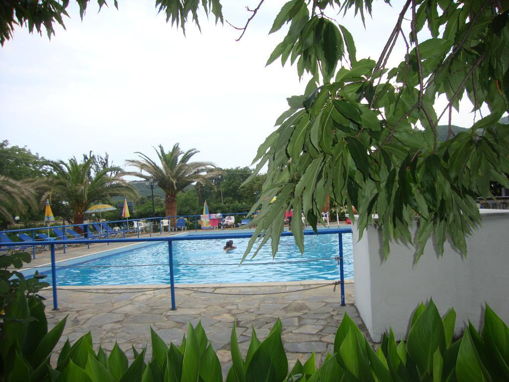 פראליה פנטליימונוס Hotel Pantazis מראה חיצוני תמונה