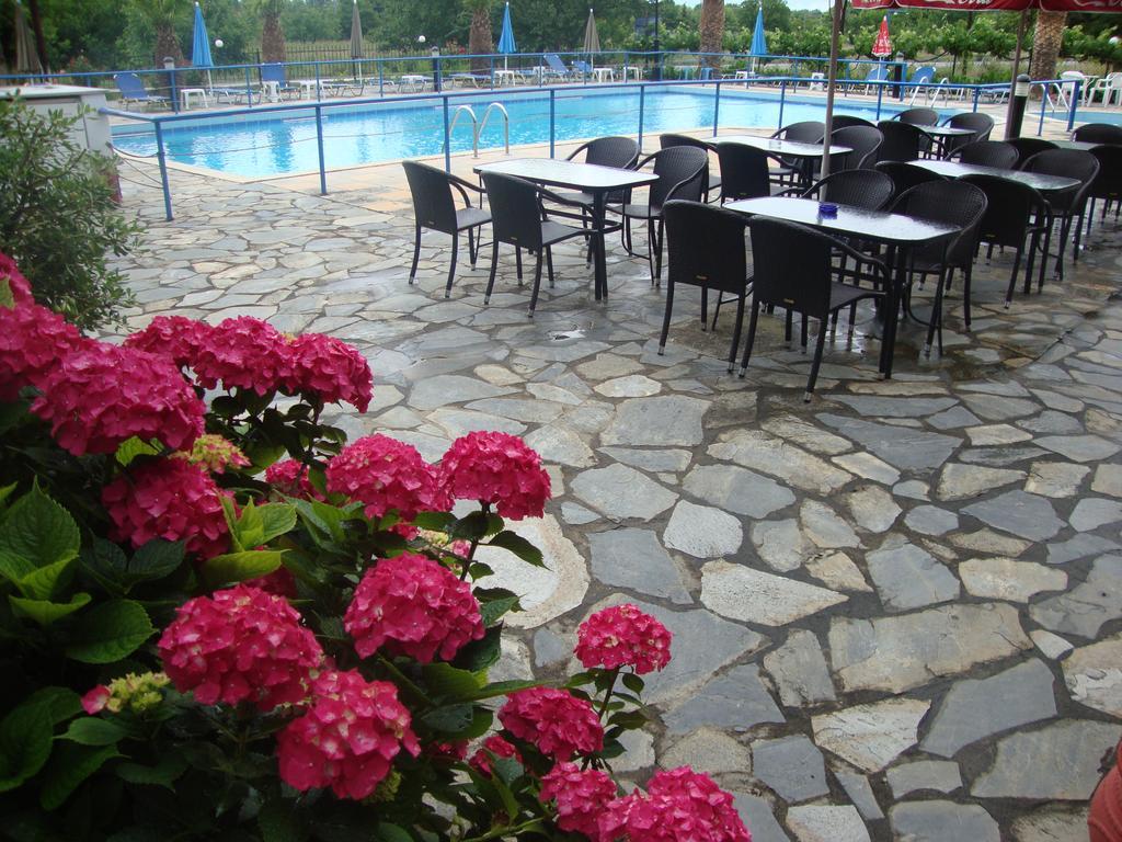 פראליה פנטליימונוס Hotel Pantazis מראה חיצוני תמונה